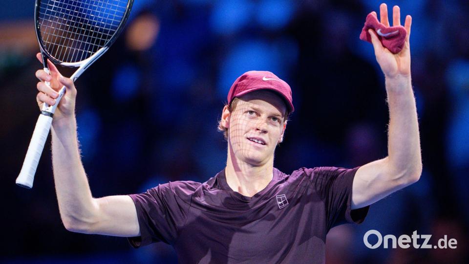 Sieger nach weniger als einer Stunde: Jannik Sinner. Bild: Georg Hochmuth/APA/dpa