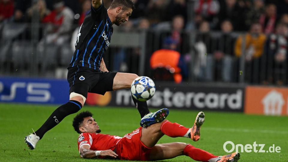 Torschütze Luis Díaz im rasanten Bodeneinsatz gegen Brügges Brandon Mechele. Bild: Sven Hoppe/dpa