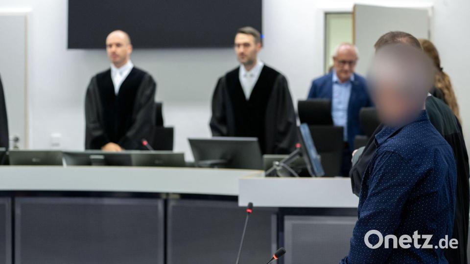 Die Staatsanwaltschaft wirft ihm versuchten Mord sowie gefährliche Körperverletzung vor. Bild: Pia Bayer/dpa