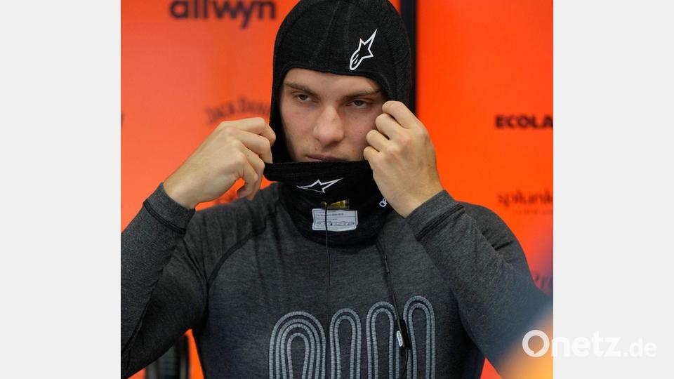 Oscar Piastri schwächelt, wirkt nervös. Bild: Vincent Thian/AP/dpa