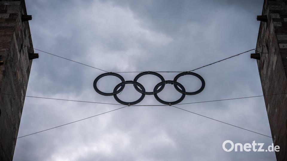 Die Wirtschaft ist ein klassisches Argument der Befürworter einer Olympiabewerbung. Was sagen Wirtschaftswissenschaftler? (Archivbild) Bild: Michael Kappeler/dpa