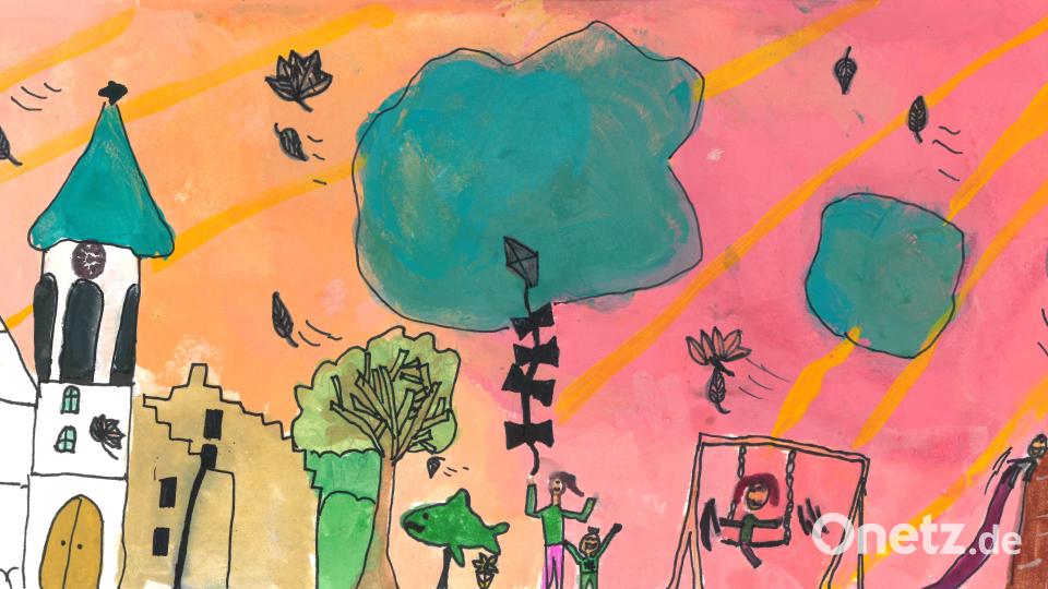 Die neuen Kemnather Sammeltassen mit den Gewinnermotiven des Malwettbewerbs: Magdalena Spies setzte sich unter den Kindern mit ihrem farbenfrohen Herbstmotiv im Wettbewerb durch. Bild: Nina Lang