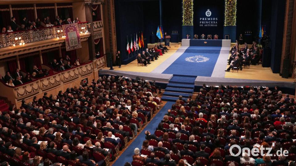 Blick ins Campoamor-Theater während der Verleihung der Prinzessin-von-Asturien-Preise. Bild: Miguel Osés/AP/dpa