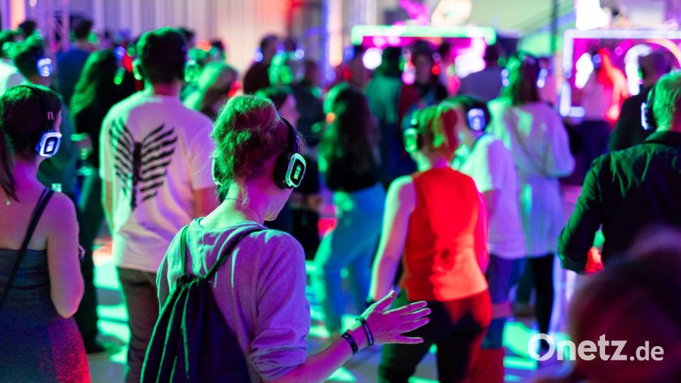 Getanzt wurde zu unterschiedlicher Musik. Bild: Michael Matthey/dpa