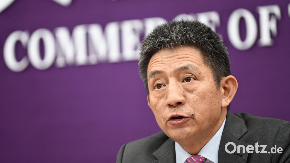 Li Chenggang, Verhandler in internationalen Handelsfragen, hat eine vorläufige Einigung mit den USA bekanntgegeben. (Archivbild) Bild: Johannes Neudecker/dpa
