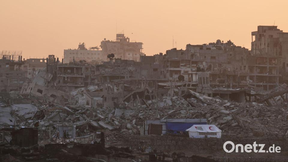 Die Waffenruhe im Gazastreifen ist auch zwei Wochen nach Inkrafttreten weiterhin fragil. (Archivbild) Bild: Abdel Kareem Hana/AP/dpa