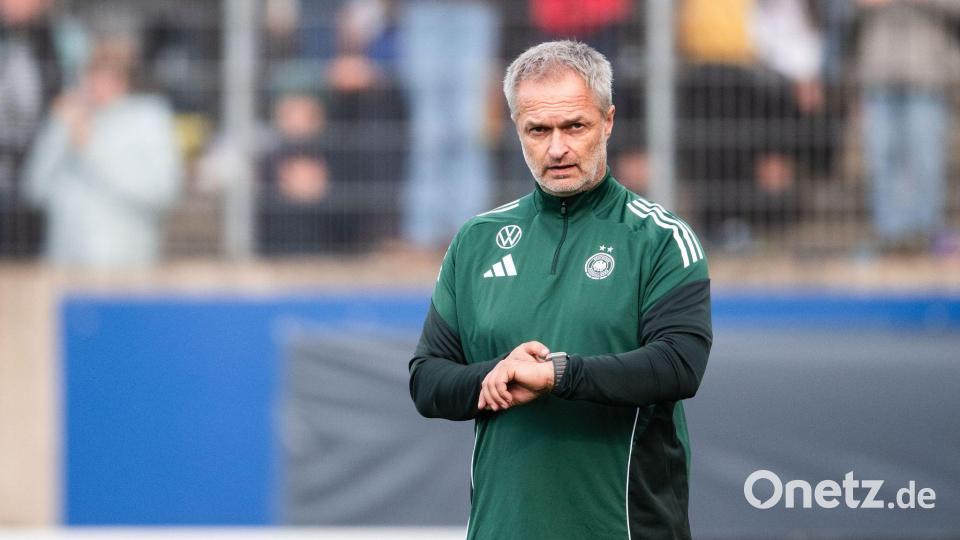 Beim Halbfinal-Rückspiel in Frankfurt gefordert: Fußball-Bundestrainer Christian Wück. Bild: Marius Becker/dpa