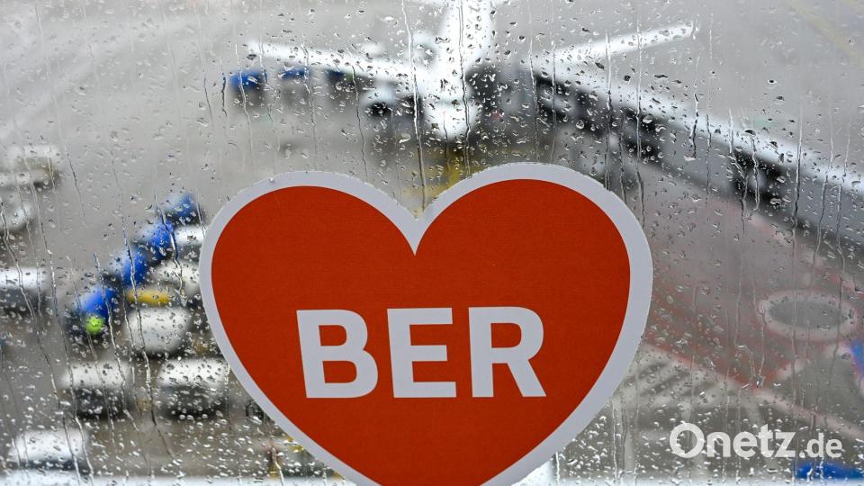 Der BER wird fünf Bild: Jens Kalaene/dpa