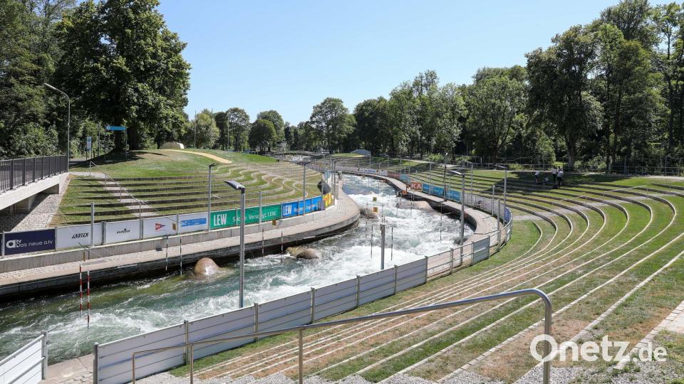 Die Augsburger Wildwasseranlage wurde für die Olympischen Spiele 1972 gebaut. (Archivbild) Bild: Christian Kolbert/dpa