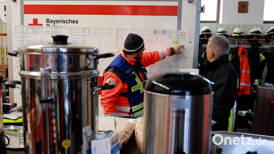 Die Versorgungsgruppe versorgt die rund 200 Einsatzkräfte. Bild: rw