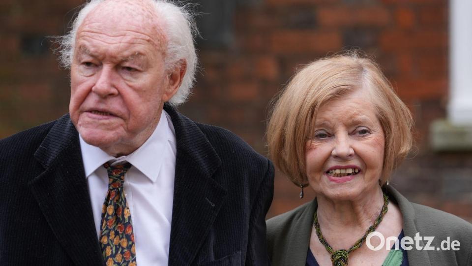 Timothy West und Prunella Scales im Mai 2024. Archivbild: Gareth Fuller/PA Wire/dpa