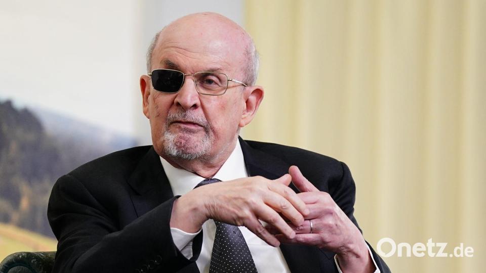 Rushdie sprach mit dem Magazin „Tatler“ über das Attentat. (Archivbild) Bild: Jacob King/PA Wire/dpa