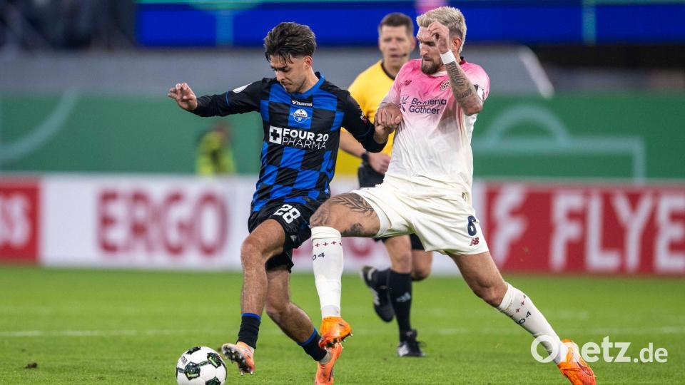 Erst nach 36. Minuten hatte die Werkself den ersten Torabschluss. Bild: David Inderlied/dpa