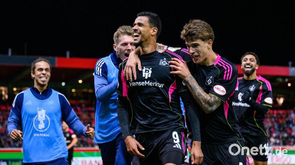 Umjubelter Siegtorschütze: Hamburgs Robert Glatzel. Bild: Tom Weller/dpa