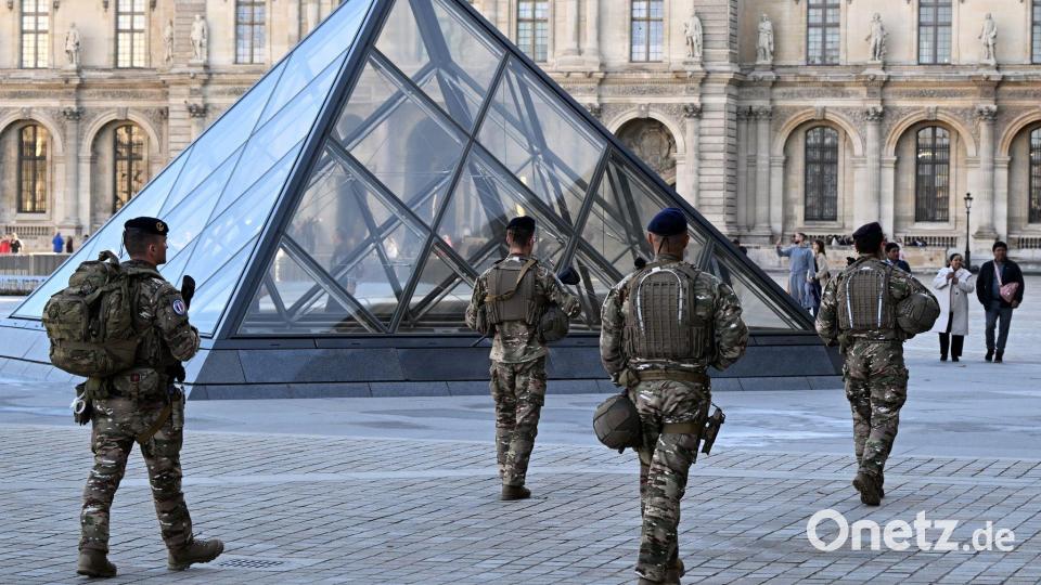 Fünf weitere Verdächtige wurden festgenommen. Bild: Emma Da Silva/AP/dpa