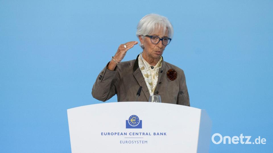 EZB-Präsidentin Lagarde hält sich in einer Welt voller Krisen alle Optionen offen. (Archivbild) Bild: Boris Roessler/dpa