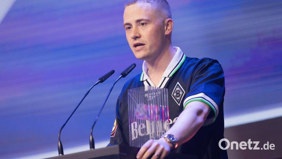 Investigativ: Marvin Wildhage gewinnt in der Kategorie „Best in Longform“. Bild: Rolf Vennenbernd/dpa