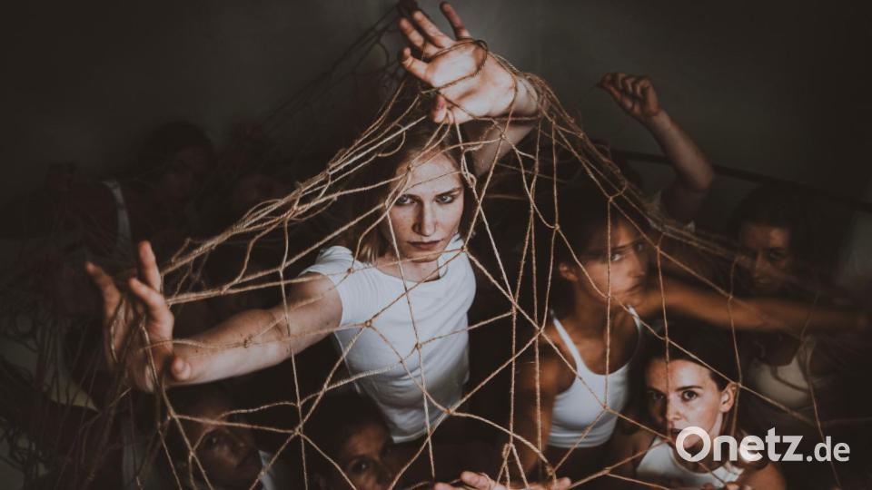 Mit &quot;Shifting Self – Tanz. Performance. Poesie&quot; findet eine Benefizveranstaltung zu Gunsten der Stadtbühne statt. Bild: Laura Kopold