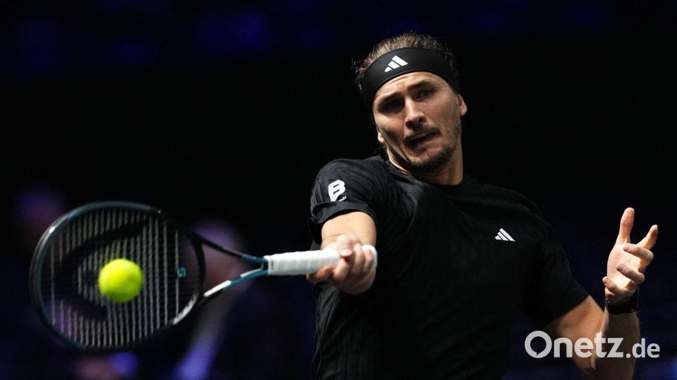 Alexander Zverev steht in Paris in der Runde der besten Acht. Bild: Dimitar Dilkoff/AFP/dpa