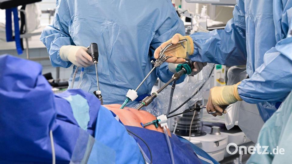 Behandlungsfehler führen laut dem Medizinischen Dienst zu Kosten in Milliardenhöhe. (Symbolbild) Bild: Bernd Weißbrod/dpa