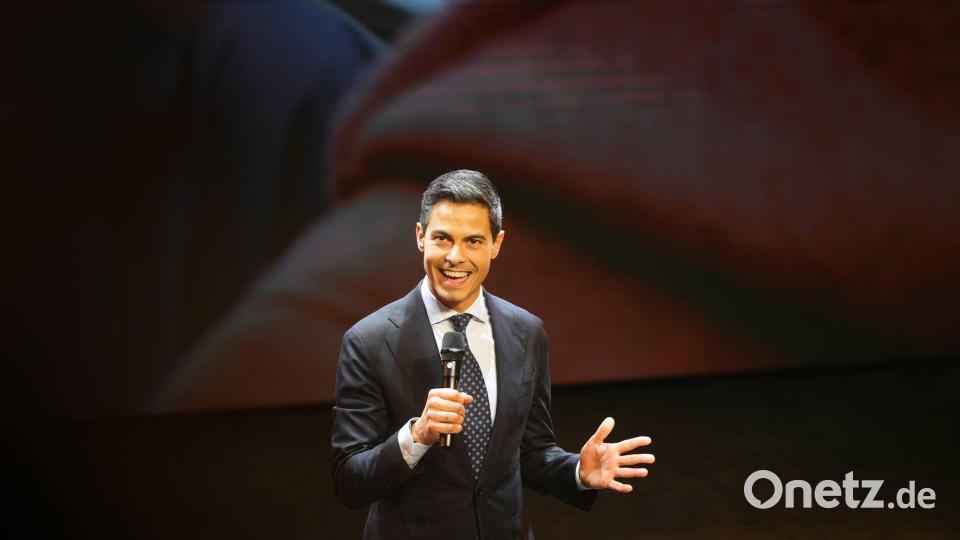 Rob Jetten wird in den Niederlanden als der große Gewinner der Parlamentswahl gesehen. Bild: Peter Dejong/AP/dpa