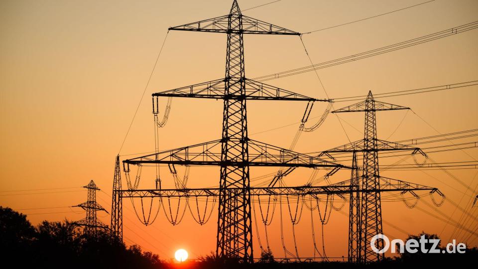 Stromkunden können mit Entlastung bei Netzentgelten rechnen (Archivbild). Bild: Julian Stratenschulte/dpa