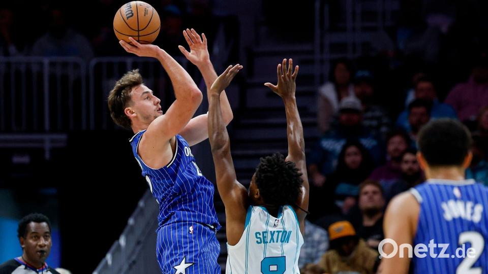 Franz Wagner erzielte 21 Punkte gegen die Hornets. Bild: Nell Redmond/AP/dpa