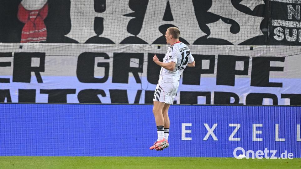 Rettete der Eintracht zumindest einen Punkt: Rasmus Kristensen Bild: Harry Langer/dpa