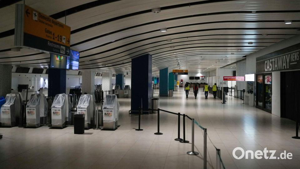 Der Flughafen von Montego Bay wurden durch Hurrikan „Melissa“ beschädigt und blieb tagelang geschlossen. Bild: Matias Delacroix/AP/dpa