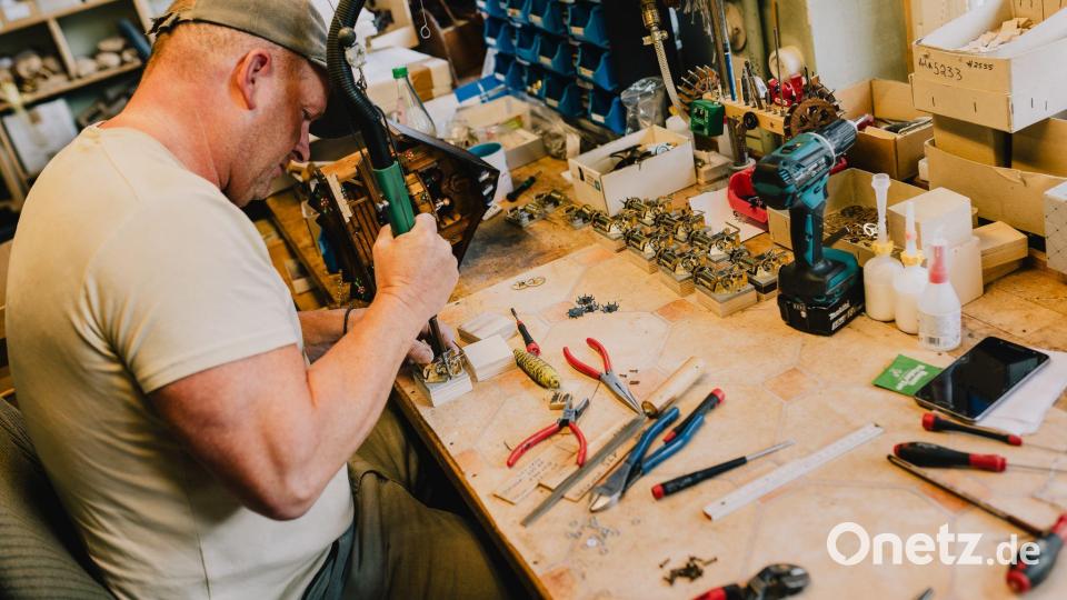 Kuckucksuhren gelten als ein Symbol des Schwarzwalds. Bild: Philipp von Ditfurth/dpa