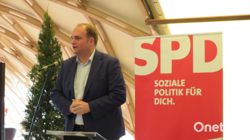 Mdb Sebastian Rollof gab Einblicke in die Arbeit der Bundesregierung. Bild: adj