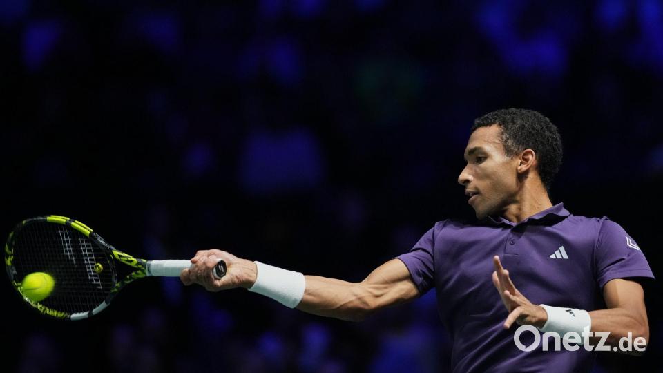 Felix Auger-Aliassime wehrte sich tapfer gegen Jannik Sinner. Bild: Christophe Ena/AP/dpa
