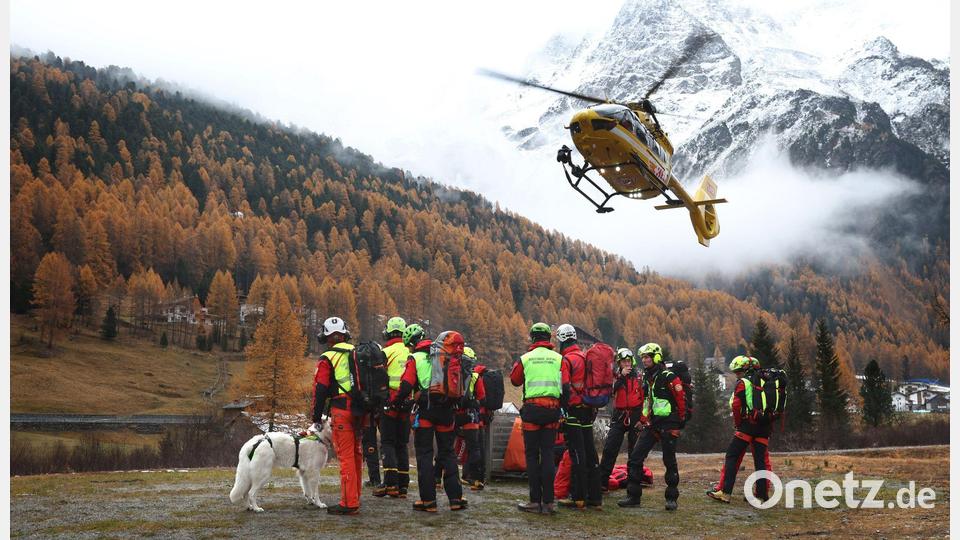 Bei der Suche war die Bergwacht auch mit einem Hubschrauber im Einsatz. Bild: Karl-Josef Hildenbrand/dpa