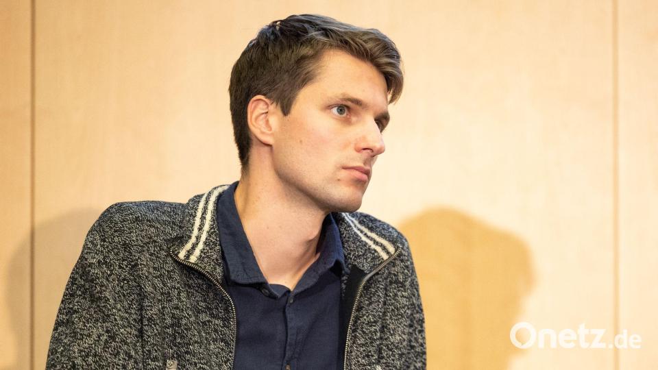 Dario Minden, Leiter der Fanabteilung der Eintracht, hat kein Verständnis für den Ausschluss der Frankfurter Anhänger. (Archivbild) Bild: Hannes P. Albert/dpa