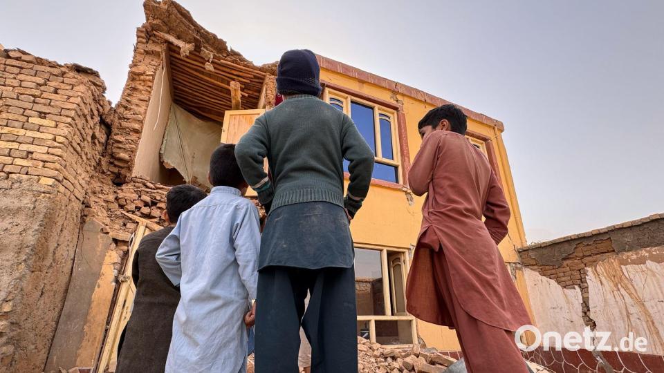 Zahlreiche Gebäude wurden zerstört oder beschädigt. Bild: Sirat Noori/AP/dpa