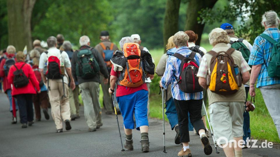 Bei körperlich aktiven Menschen mit präklinischem - also noch symptomlosem - Alzheimer wurde ein geringerer kognitiver Abbau als bei körperlich inaktiven erfasst. (Symbolbild) Bild: Patrick Pleul/dpa-Zentralbild/dpa