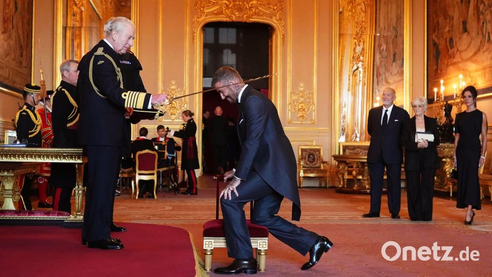 David Beckham wurde zum Ritter geschlagen. Bild: Jonathan Brady/PA via AP/dpa