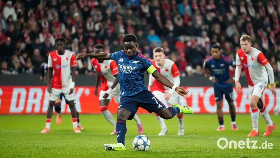 Elfmeter-Schütze Bukayo Saka und der FC Arsenal eilen in der Champions League von Sieg zu Sieg. Bild: Petr David Josek/AP/dpa