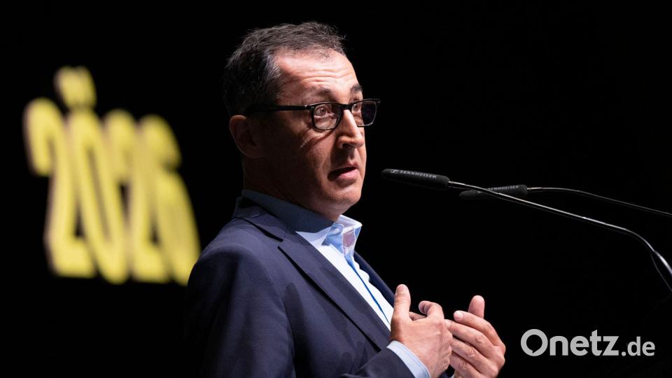 Will im kommenden Jahr Ministerpräsident von Baden-Württemberg werden: der ehemalige Bundeslandwirtschaftsminister Cem Özdemir. (Archivbild) Bild: Marijan Murat/dpa