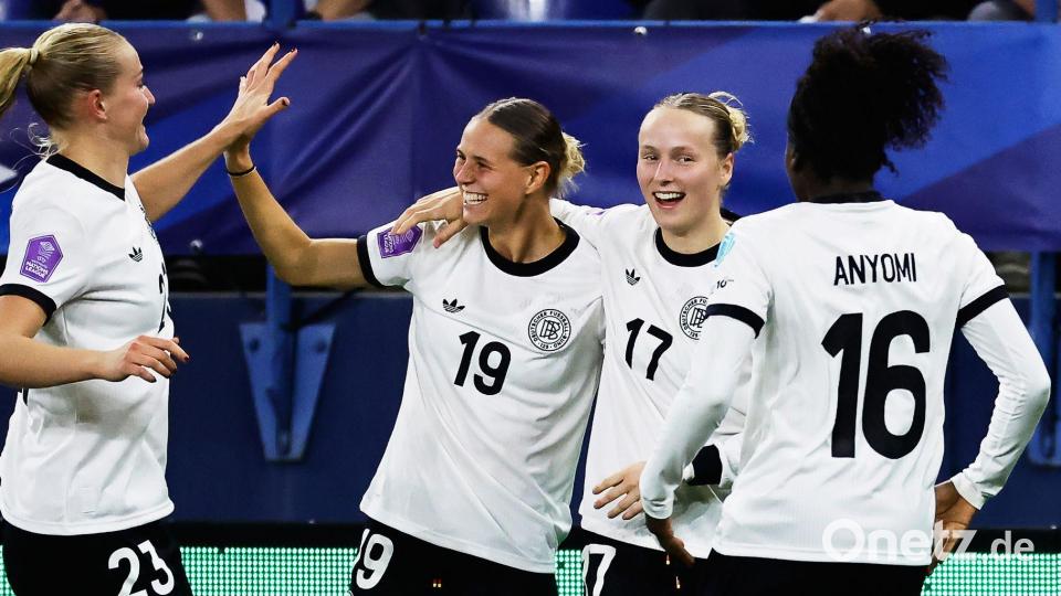 Mal wieder bei einer WM jubeln: Das ist das Ziel der deutschen Fußballerinnen. (Archivbild) Bild: Jeremias Gonzalez/AP/dpa