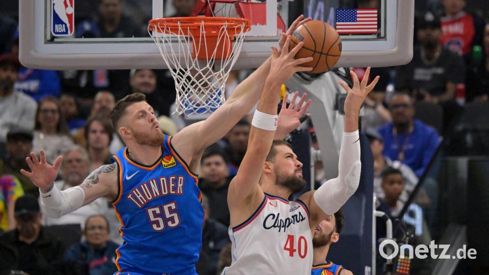 Isaiah Hartenstein (l) zeigte gegen sein Ex-Team vollen Einsatz. Bild: Jayne Kamin-Oncea/FR170204 AP/AP/dpa