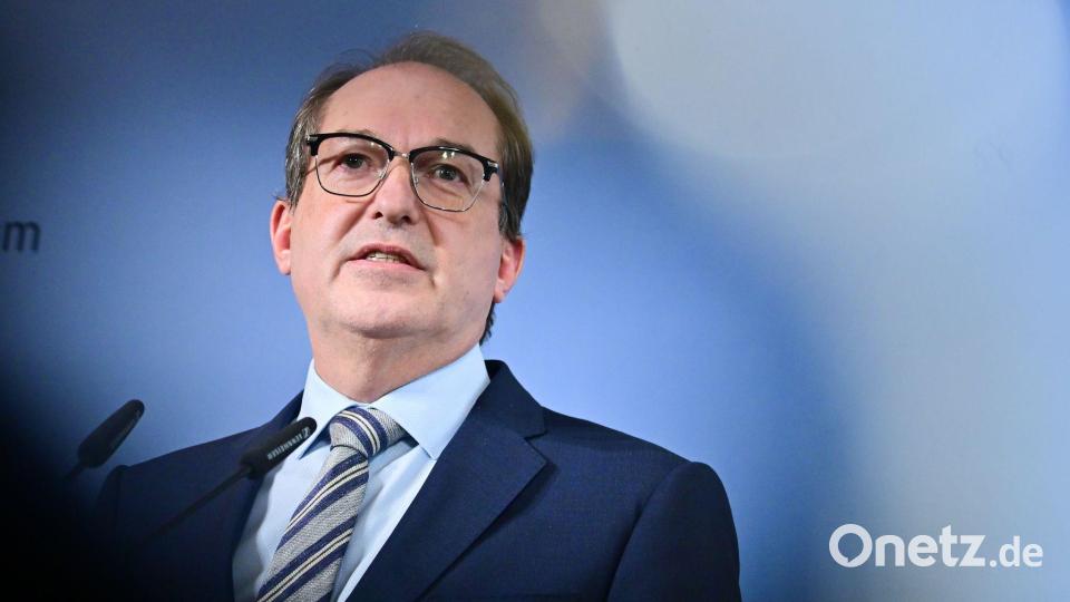 Dobrindt will Islamisten mit aller Härte des Rechtsstaats begegnen. Bild: Sebastian Christoph Gollnow/dpa
