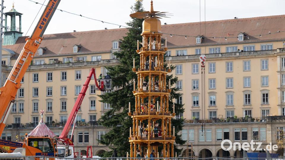 In einigen Innenstädten in Deutschland - wie hier in Dresden - beginnen in diesen Tagen die Aufbauarbeiten für die Weihnachtsdeko. Bild: Sebastian Kahnert/dpa