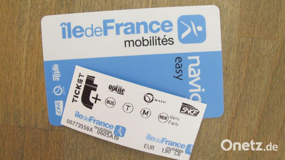 Statt Papier-Tickets gibt es in der Pariser Metro künftig elektronisch aufladbare Karten und Tickets auf dem Smartphone (Archivbild). Bild: Julia Naue/dpa