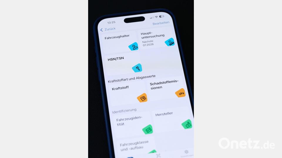 Die App wurde vom Kraftfahrt-Bundesamt und der Bundesdruckerei entwickelt. Bild: Jens Dudziak/dpa