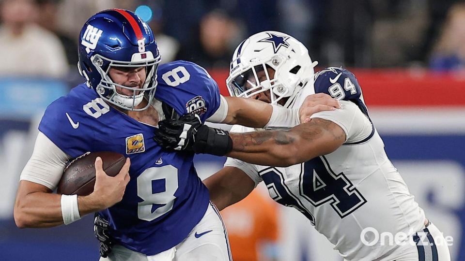 Marshawn Kneeland starb im Alter von 24 Jahren (r). (Archivbild) Bild: Adam Hunger/AP/dpa