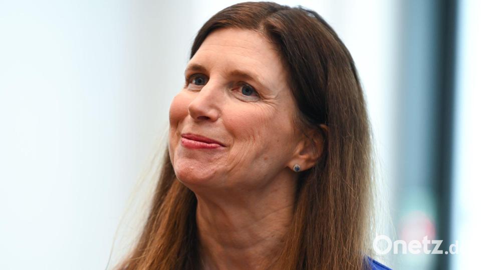 Wehrt sich seit Monaten gegen Begehrlichkeiten der Unicredit: Commerzbank-Chefin Bettina Orlopp. (Archivbild) Bild: Arne Dedert/dpa