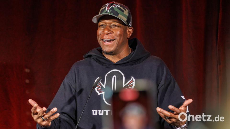 Falcons-Coach Raheem Morris freut sich auf das Berlin Game gegen die Indianapolis Colts. Bild: Andreas Gora/dpa