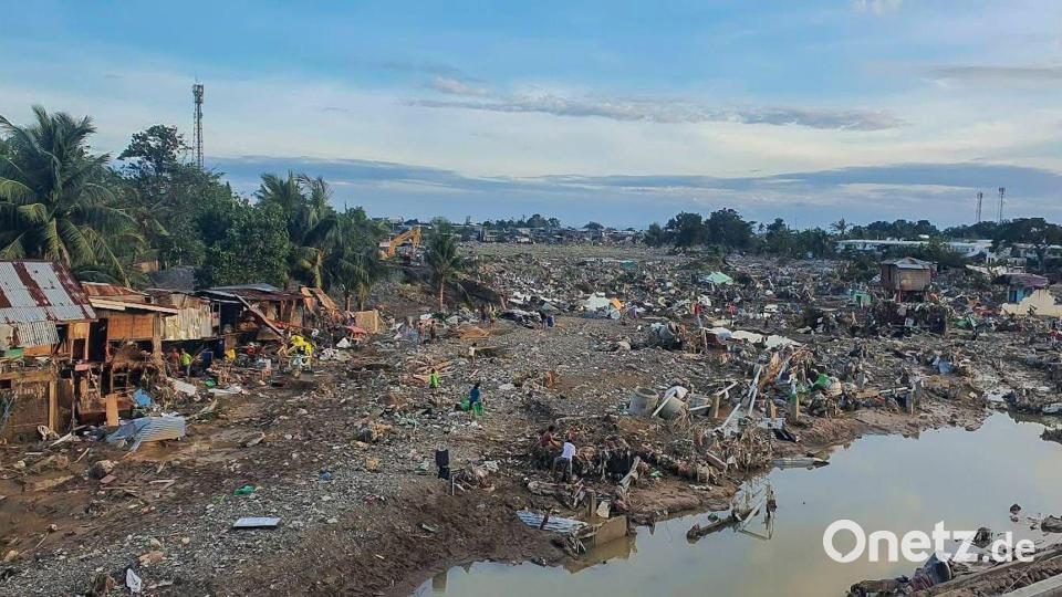 Der Taifun hatte mit heftigem Wind und Starkregen gewütet. Bild: Philippine Red Cross/XinHua/dpa