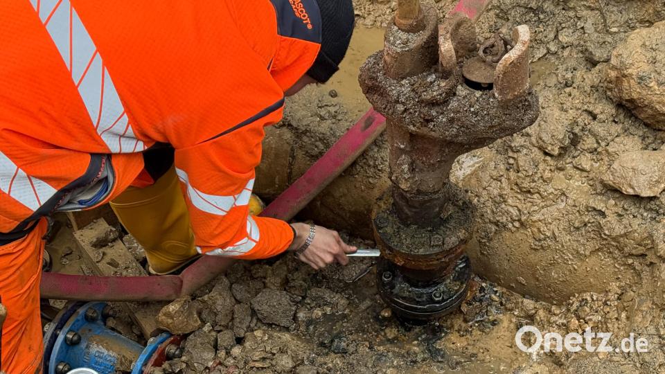 Die alte Leitung stammt aus dem Jahr 1960. Nach 65 Jahren ist ein Austausch dringend geboten. Bild: Petra Hartl